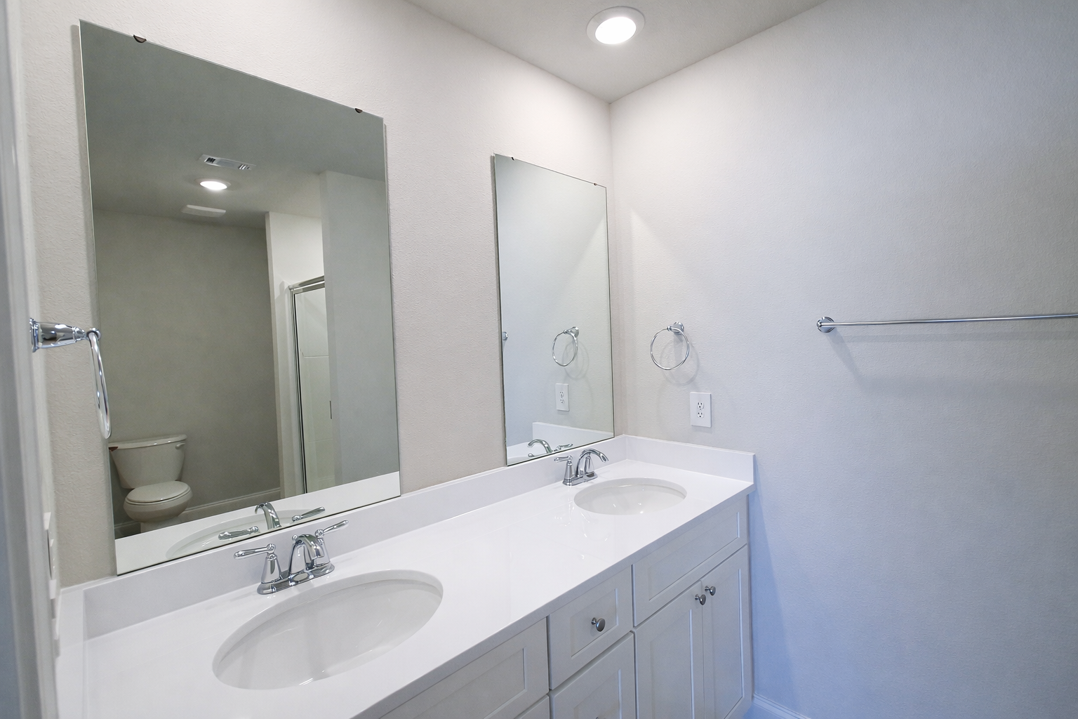 The Island Townhomes – Master Bath Double Vanity